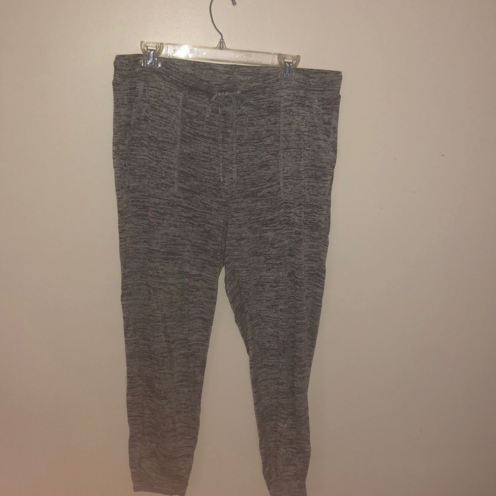 GRAY SWEATPANTS!